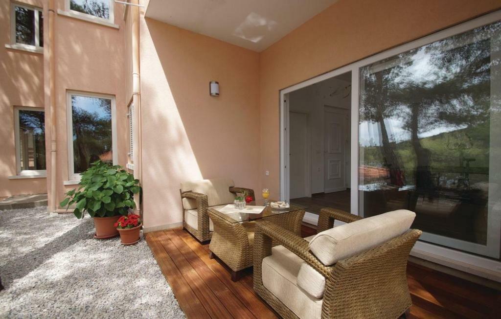 Beautiful Apartment By The Sea Прізба Екстер'єр фото