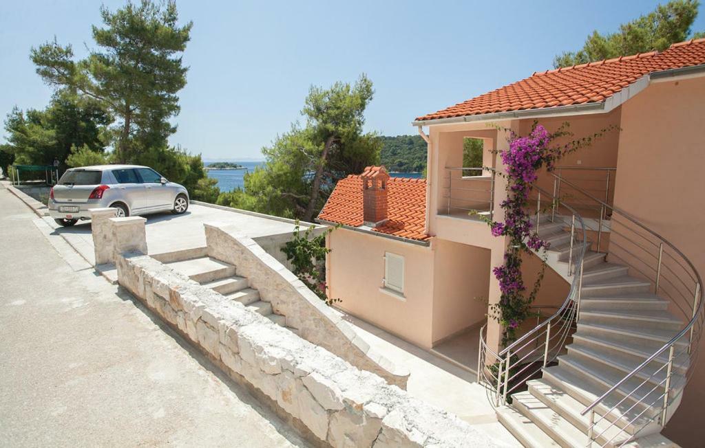 Beautiful Apartment By The Sea Прізба Екстер'єр фото